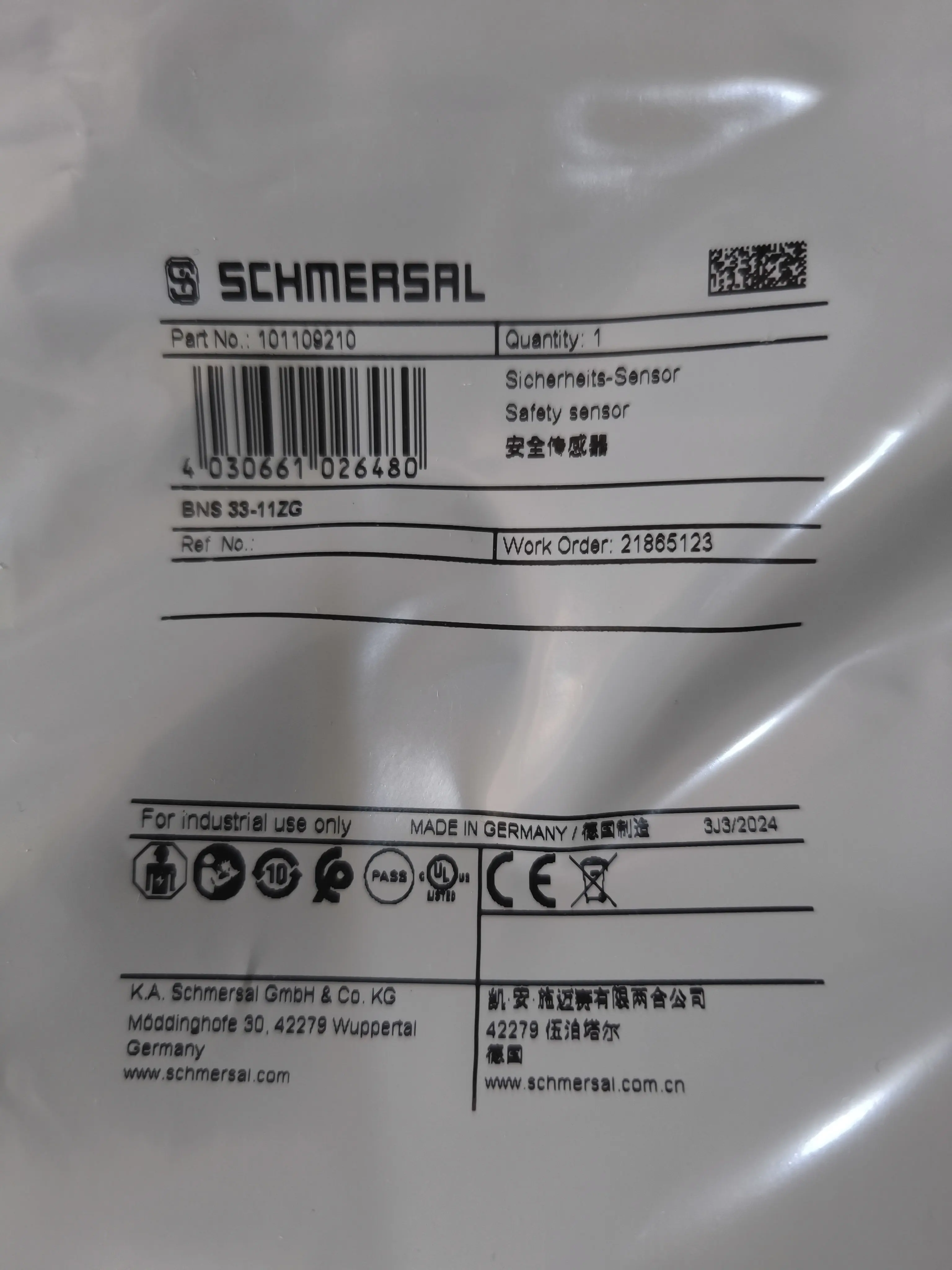

BNS 33-11ZG 101109210 safety sensor brand new original genuine spot