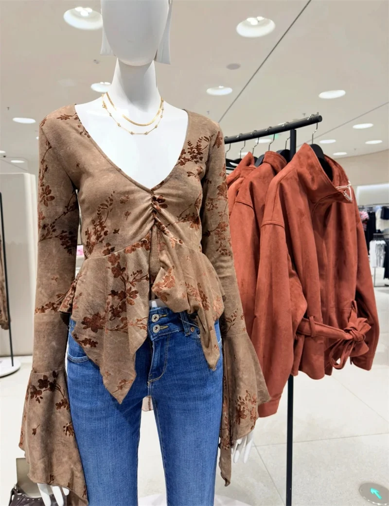 Guobioziy Women's Top 2026 Early Autumn New Fashion Casual Long Sleeve V-Neck Asymmetrical Floral Waist-Cinching Slim Fit Top