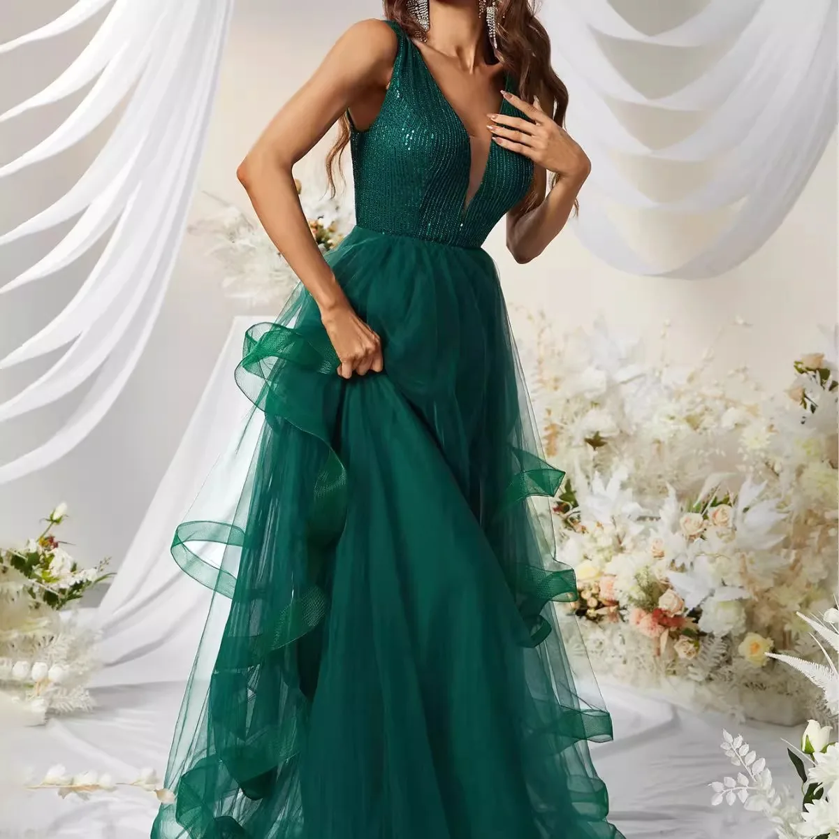 

Simple Emerald Green Long Evening Dresses V Neck A Line Ruffle Women Wedding Party Dress Prom Occasion Formal Wear Vestidos New