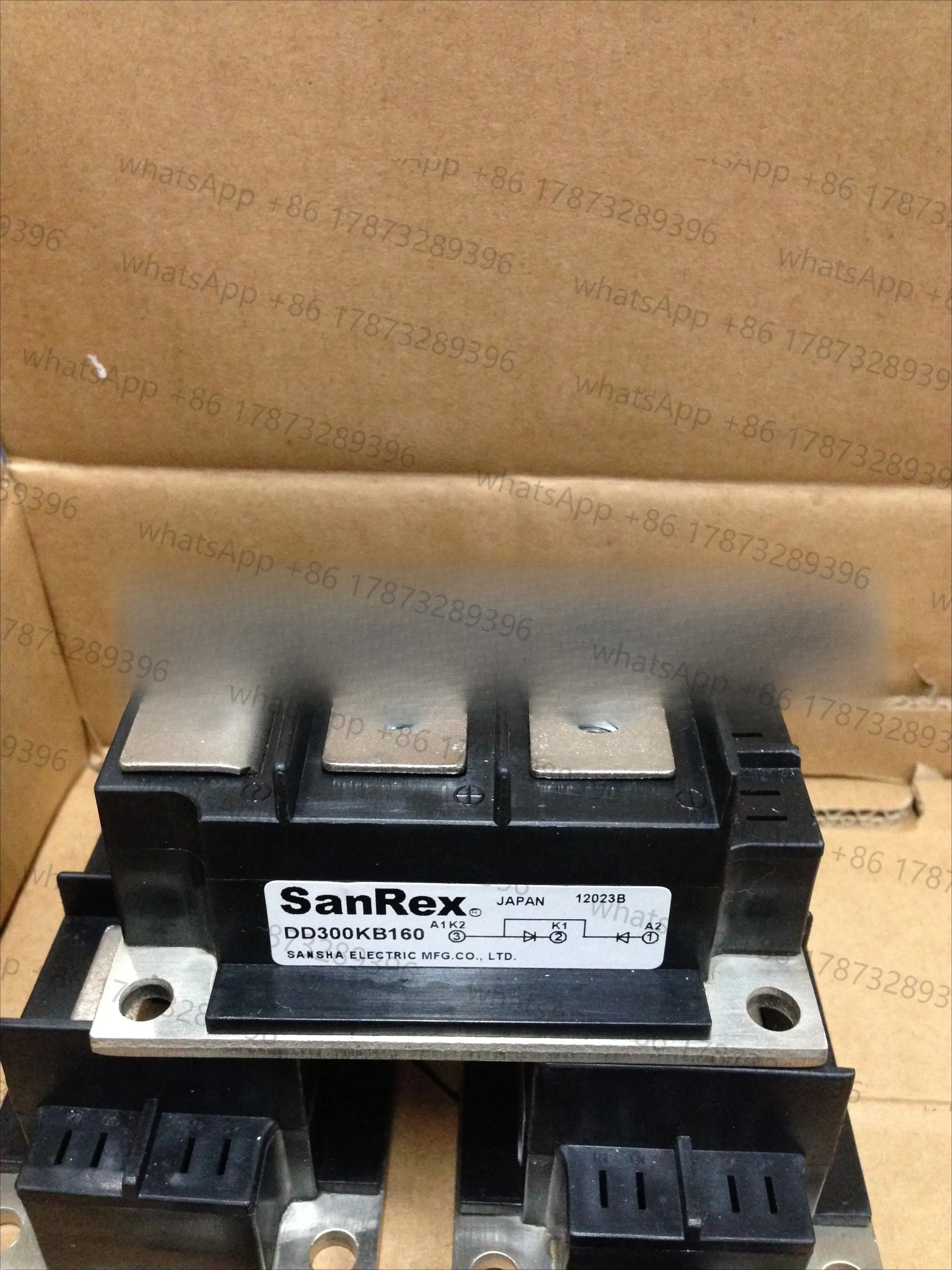 

DD200HB160 DD200HB120 DD200GB40 DD200GB80 DD250GB40 DD250GB80 DD250HB120 DD250HB160 DIODE MODULE NEW original