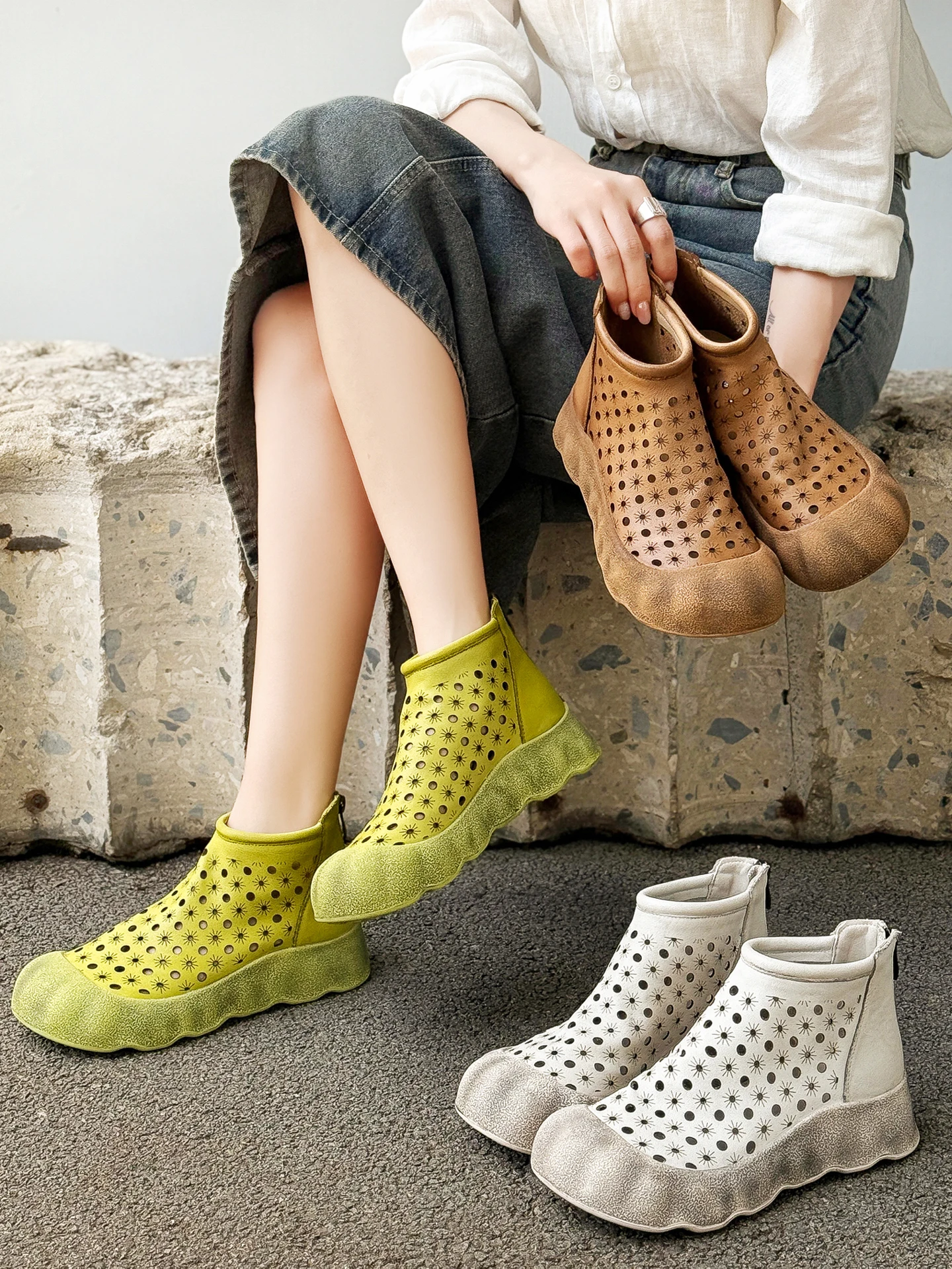 Women's Thick Bottom  Boots Breathable Comfortable Hollow out Summer Style Retro Short Boots round Toe Zipper Closure