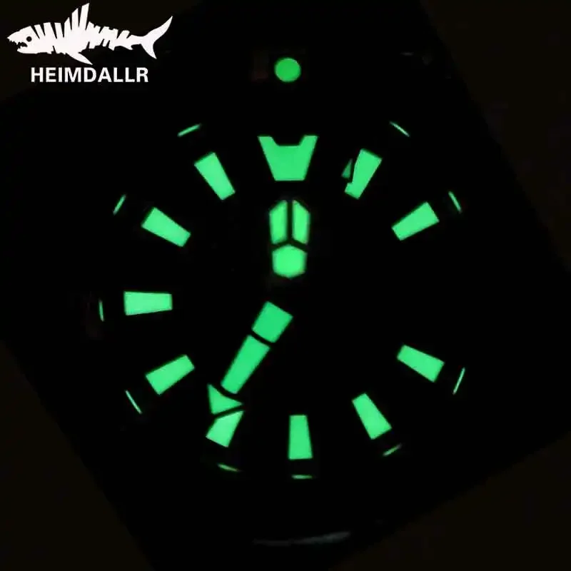 HEIMDALLR Vintage Diver Watch Mechanical Men Watches Sapphire Crystal C3 Super Luminous NH36A Automatic Movement 200M Waterproof
