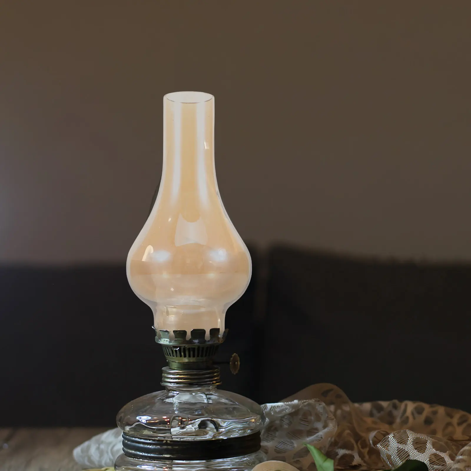 Retro Vintage Glass Lampshade Delicate Crafted Decorative Light Shade for Living Room Bedroom Dining Space Rustic Lampshade