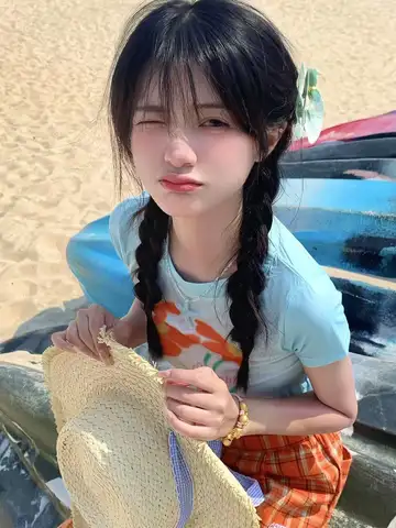 여름 새 스타일 여성 슬림 피트 반소매 티셔츠 꽃 프린트 허리 조임 한국어 버전 코튼 폴리 에스터 블렌드
