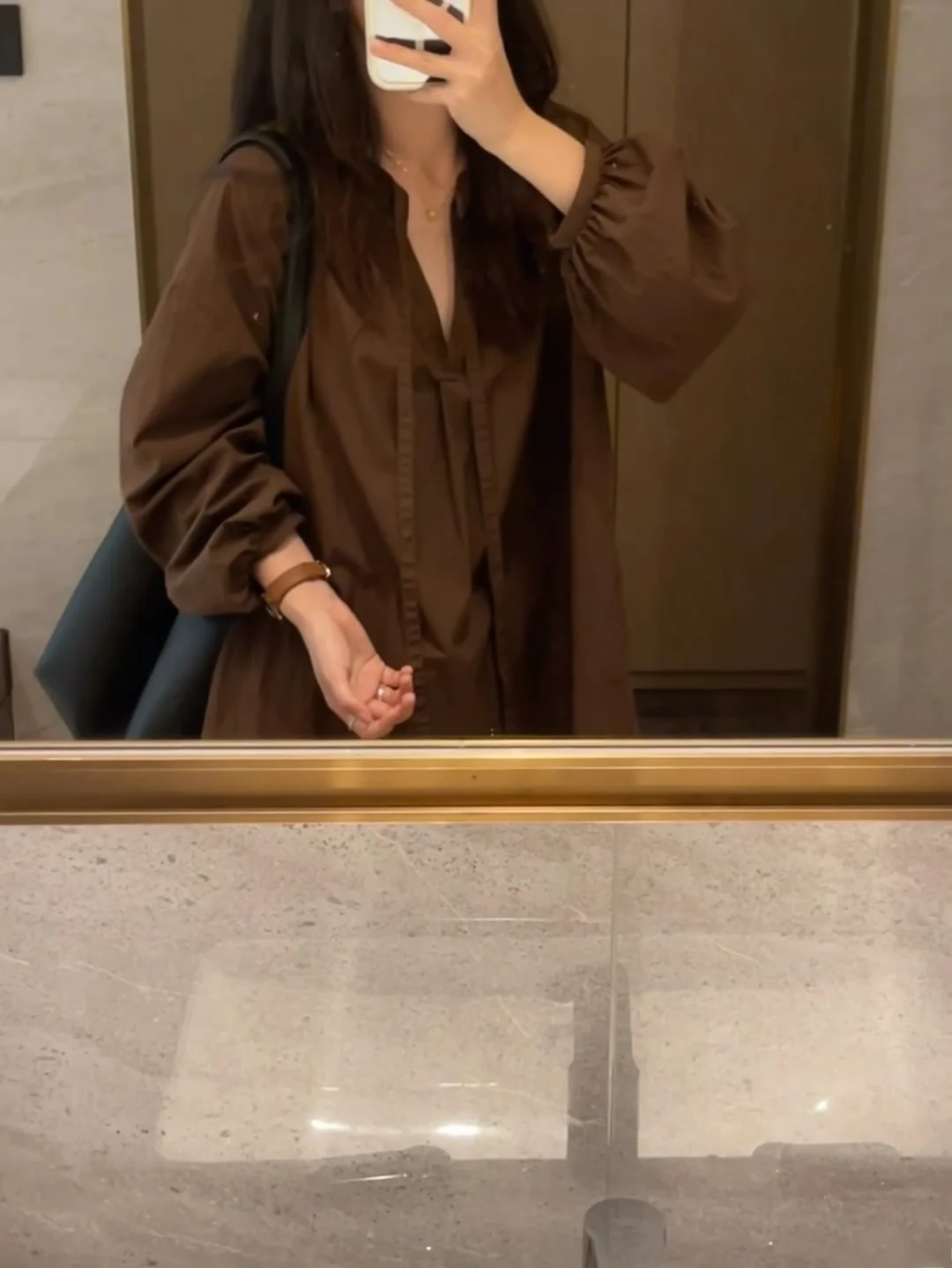 Camisa de Manga Abombada Estilo Francés para Mujer, Color Café, con Lazo, Nueva Colección de Primavera, Informal, de Alta Cal...
