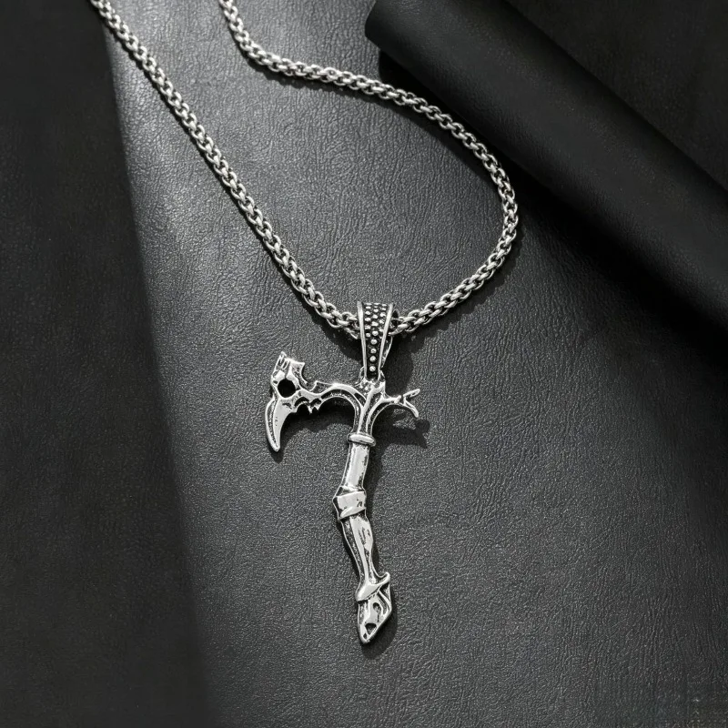 Retro Bone Hammer Pendant Male and Female Punk Personality Necklace with Jewelry European and American Versatile Necklace