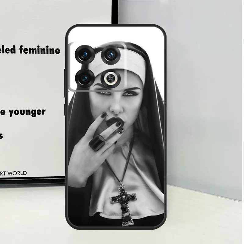 Sister Nun Case For OnePlus Nord 3 2T N30 N20 N10 CE 2 Lite OnePlus 10T 12R 10R 8 9 10 Pro 11 12 Cover