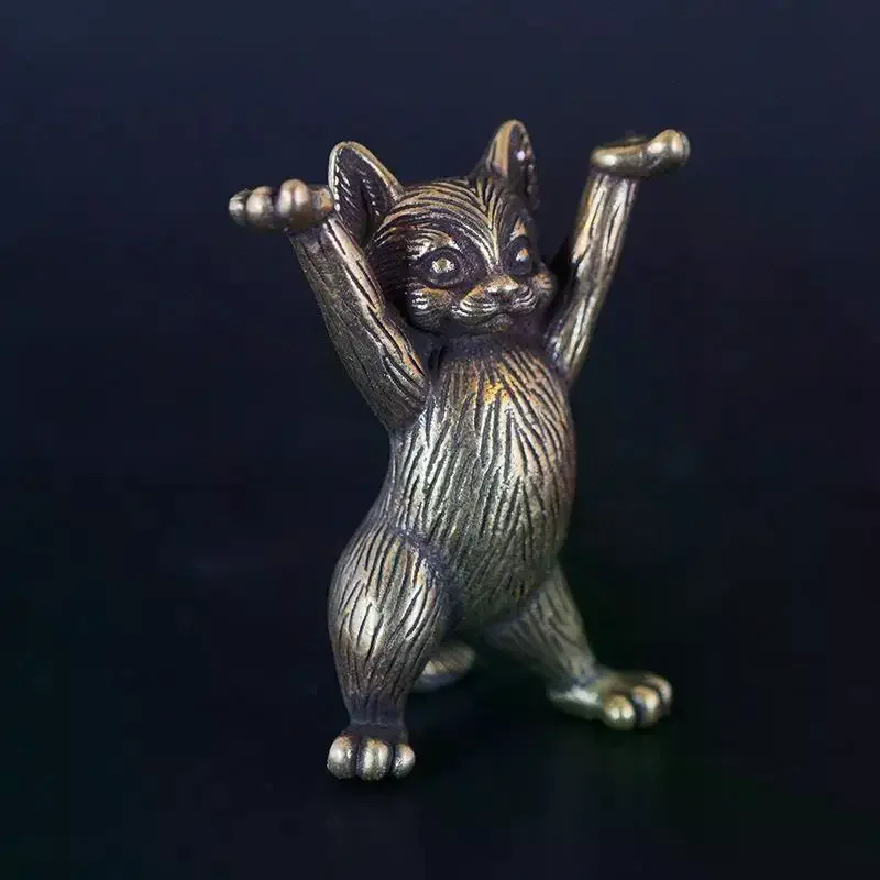 1 pçs metal latão estatuetas animais antigo cobre dos desenhos animados kung fu gato estátua ornamentos de mesa miniaturas decoração para casa