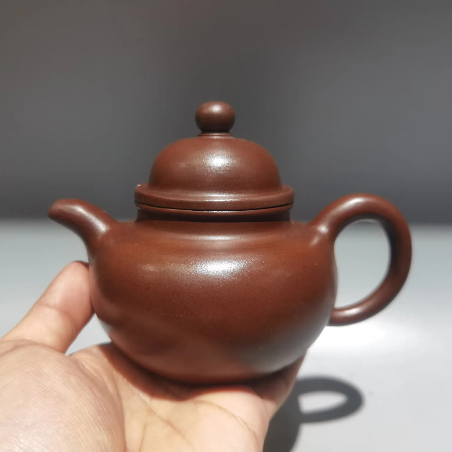 

6"Chinese Yixing Purple Clay Teapot To lay a ball pot Ball Kettle Teapot Tripod Kettle Tea Flagon Amass wealth Ornaments