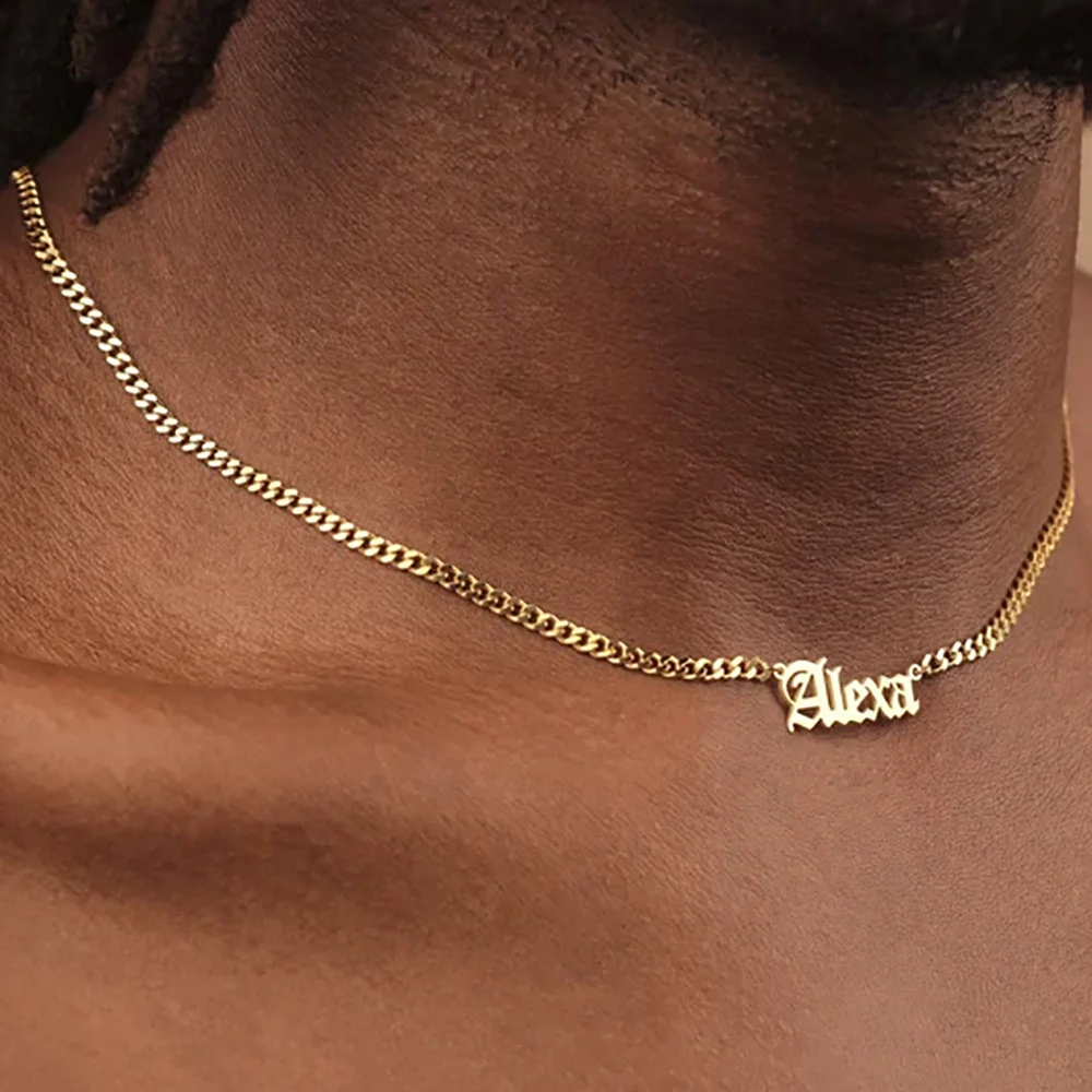 Colar de aço inoxidável inglês antigo personalizado para mulheres nome personalizado carta pingente cuba corrente colar masculino jóias vintage