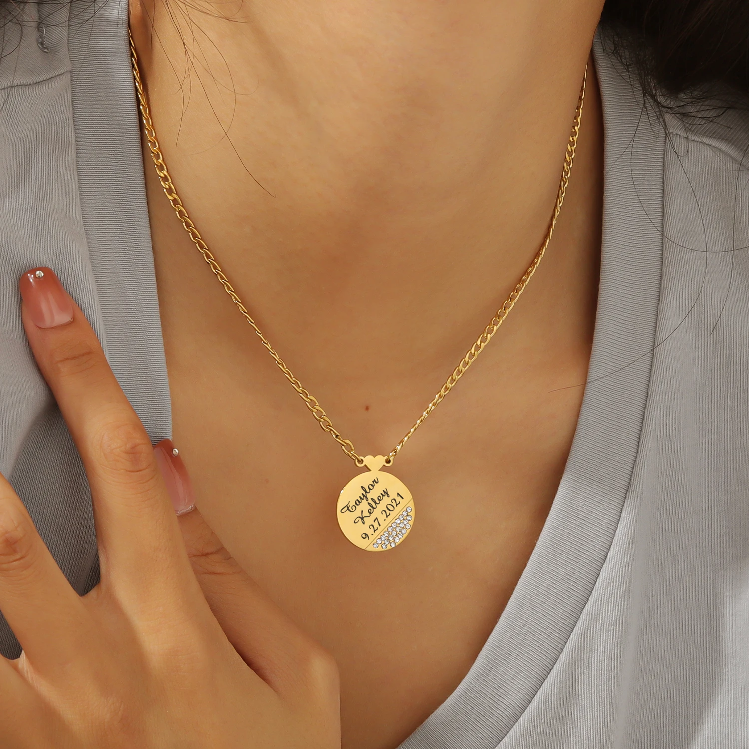 

Custom Pendant Piera With Engrave Name Jewelry For Women Gold Stainless Steel Pendant Personalized Name Chain Christmas Gift