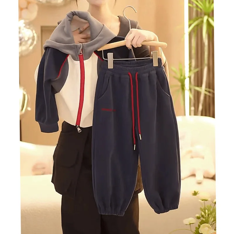 Girls' Casual Sweatshirt Set2026New style two-piece sports set for older children, featuring a color-blocked hooded cardigan and
