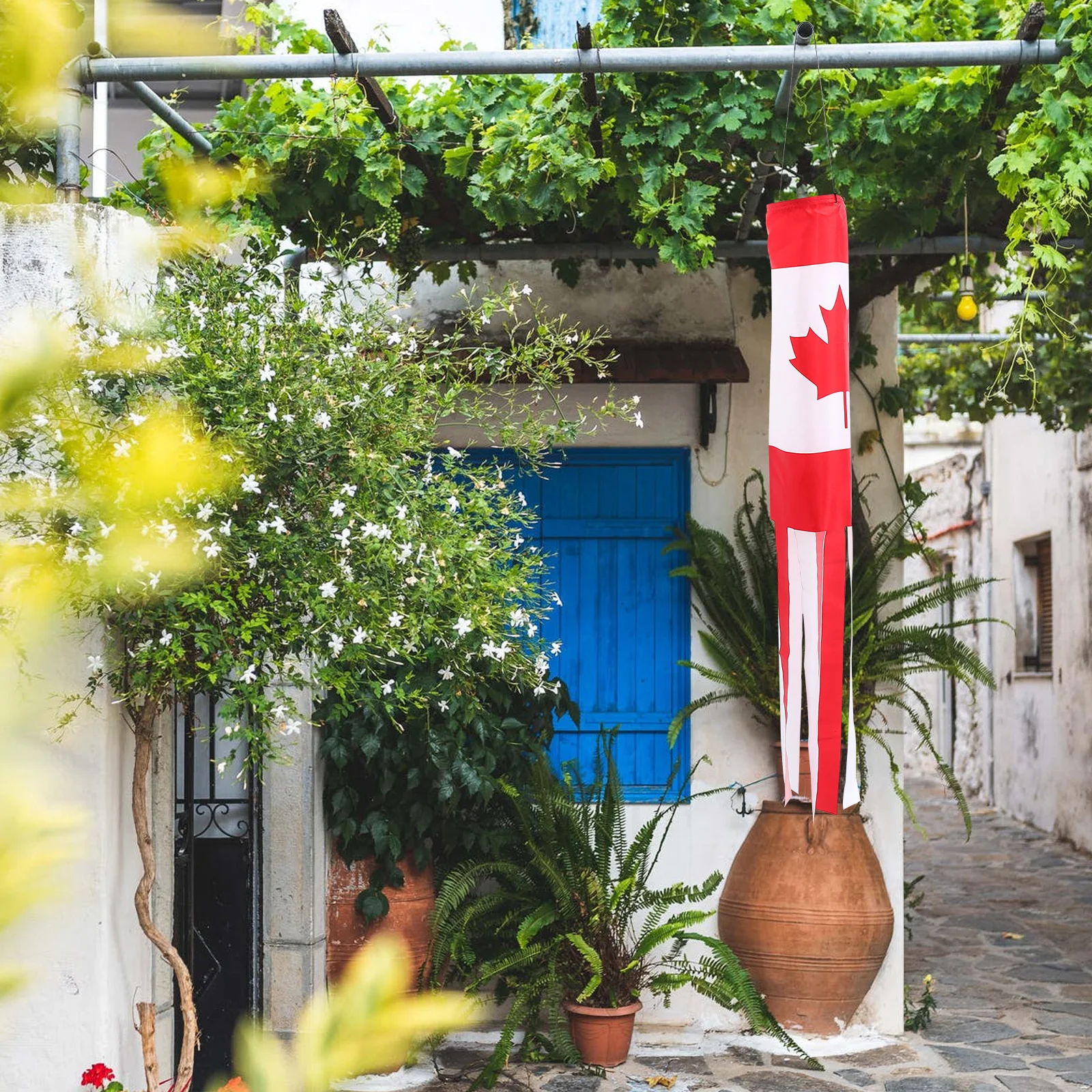 

1pc Wind Sock Maple Leaf Design Durable Outdoor Garden Decor Yard Windsock Home Decoration Party Festival Photography