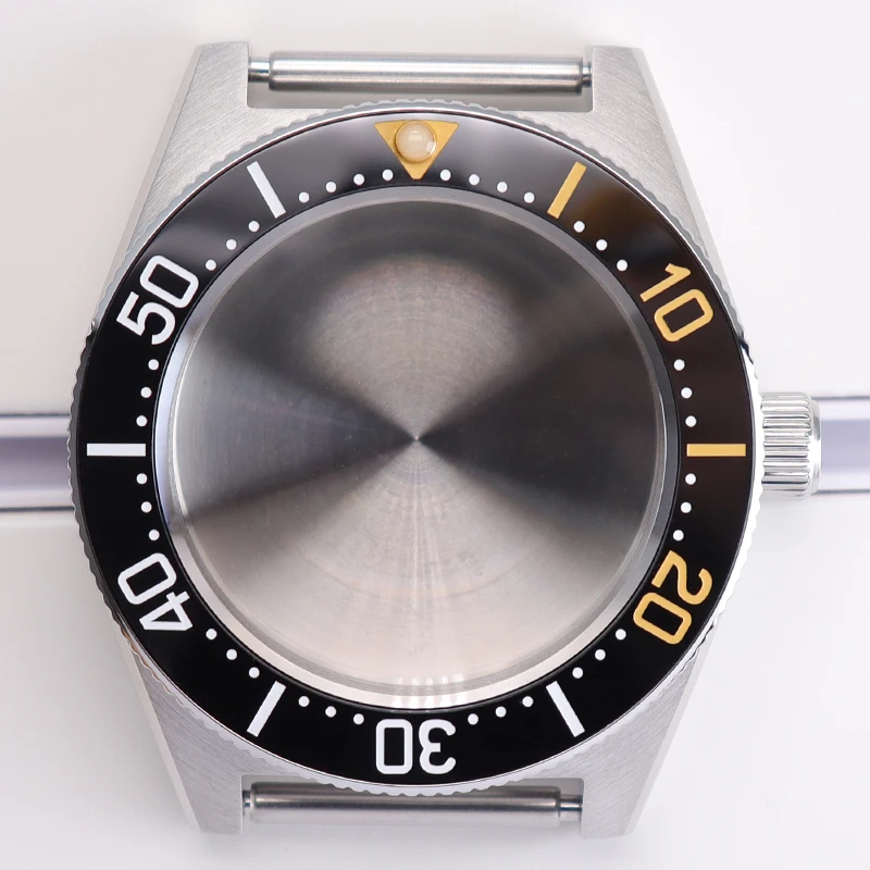 40-mm-Gehäuse für Taucheruhren in Silber, mit AR-Saphirglas, passend für SPB149J1, NH35, NH36, NH34, NH38, Automatikwerk, 28,5-mm-Zifferblatt, MOD Tiger Whale. – Detail 2