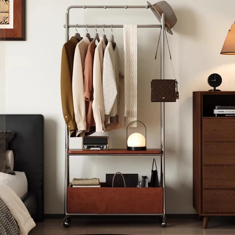 Perchero de madera de lujo para dormitorio con ruedas, mueble moderno para recibidor, perchero nórdico de pie, mueble para ropa.