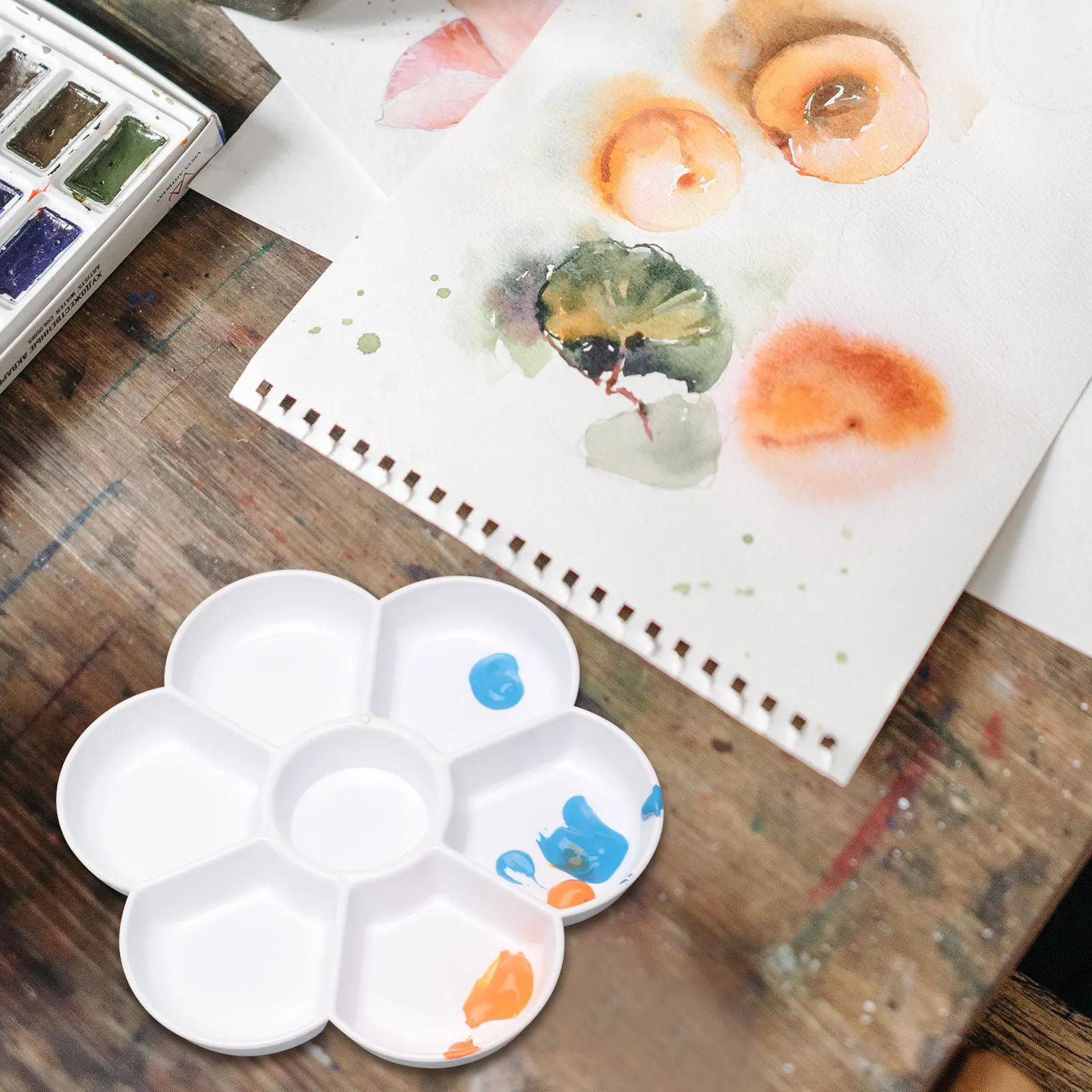 

4Pcs Art Paint Pallets Plum Blossom Shape Imitation Ceramic Small Lightweight Portable Mixing Trays for Artists Students