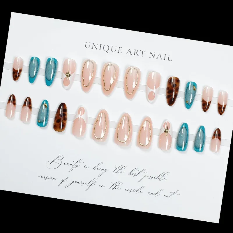 레오파드 프린트 네일 패치 레트로 탈부착 가능한 네일 입체적인 불규칙한 금장식 프렌치 웨어링 네일 패치