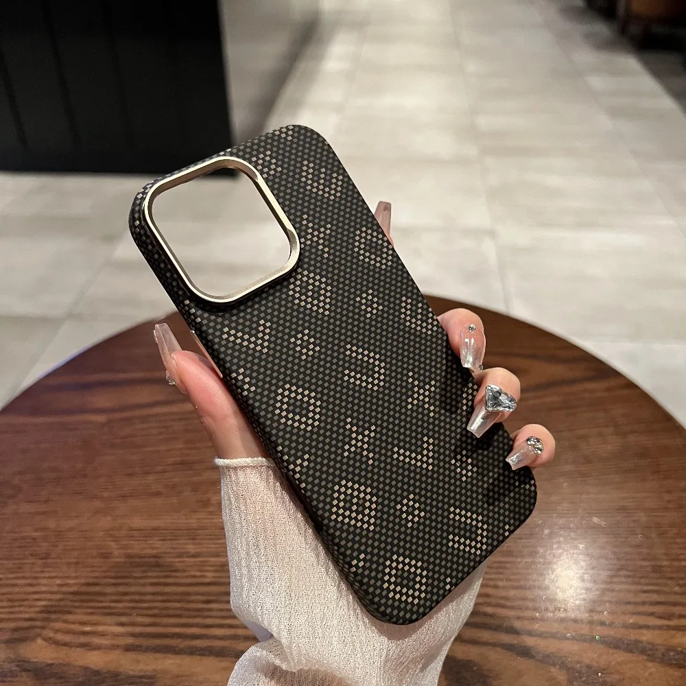

For iPhone 16 Pro Max Case Carbon Fiber Ultra Thin Hard Magnetic Wireless Shockproof Compatible with iPhone 15