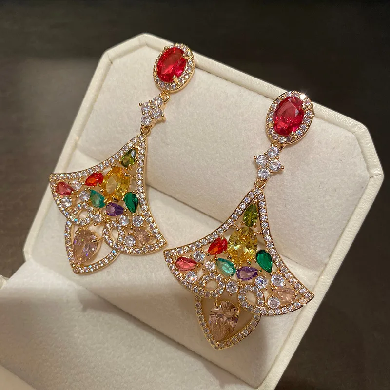 

New Color Zircon Exquisite Fashion Temperament Luxury Earrings