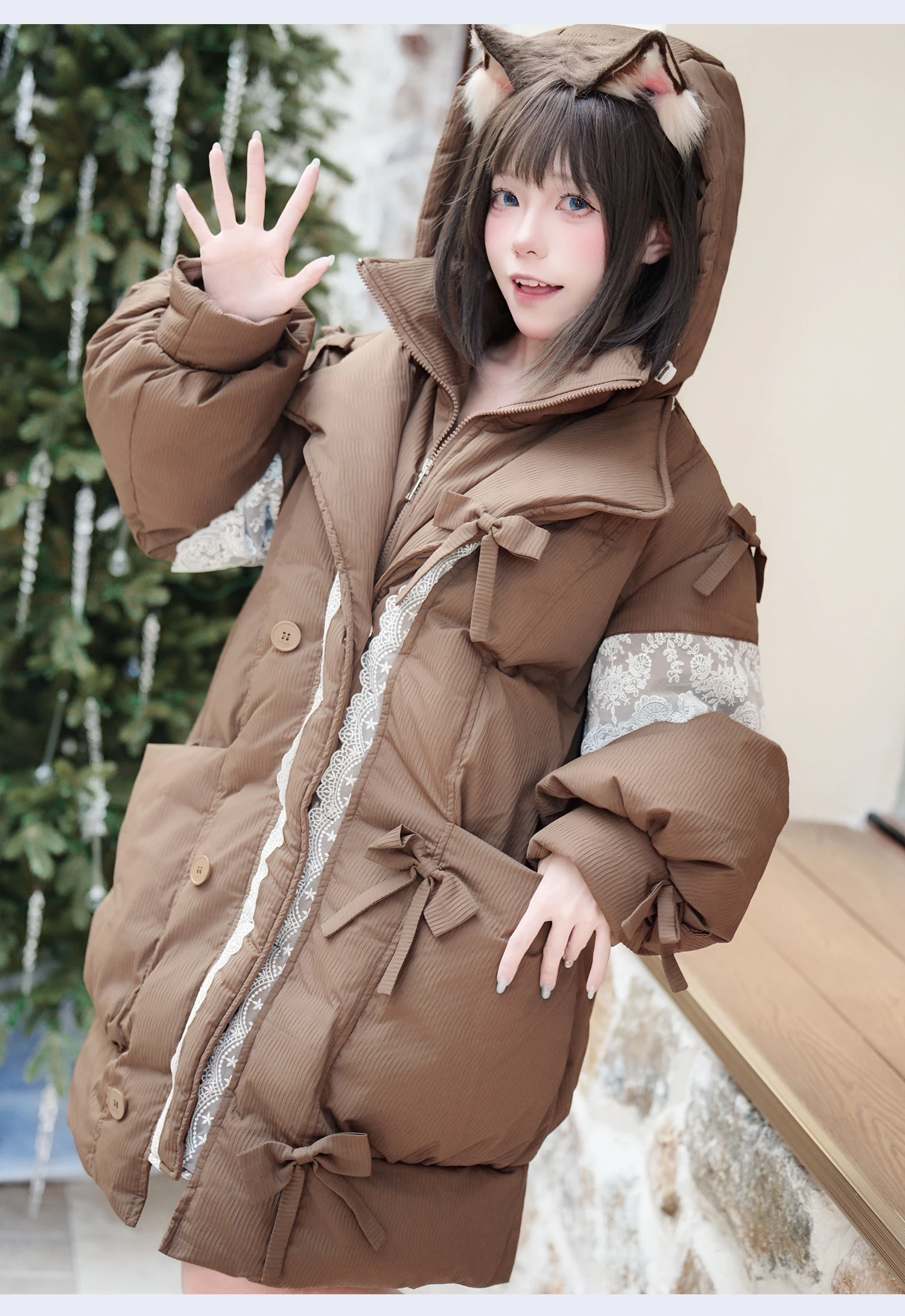 เสื้อโค้ทผ้าฝ้ายมีฮู้ดสำหรับผู้หญิง สไตล์น่ารักหวานๆ แต่งลูกไม้ ปักลายโบว์ อุ่นสบาย ทรงหลวม ใส่ได้หลายโอกาส สไตล์คาวาอี้ เหมาะสำหรับฤดูหนาว