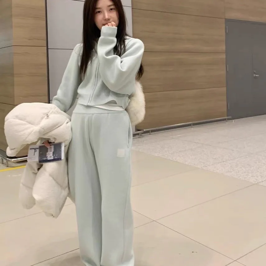 

Fall 2025 Women's Chic Knitted Hat Set Long Sve Long Pants Four Seasons Pure Color Casual Comfortable Two-Piece Suit