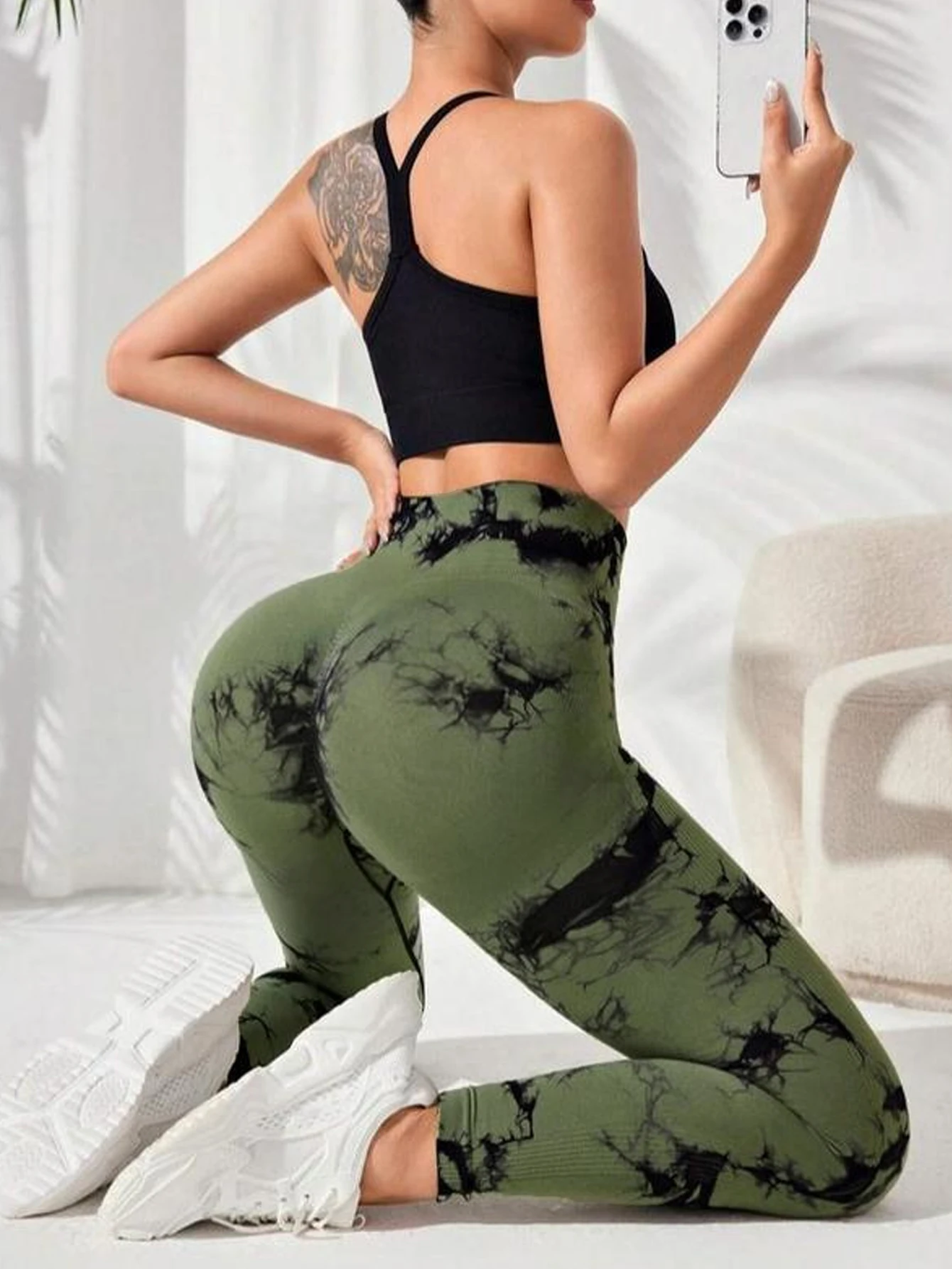 

1pc New Tie Dye Yoga Bell Bottom Pants, High Waisted And Hip Lifting Fitness Peach Hip Sports Outdoor Running Bell Bottom Pants