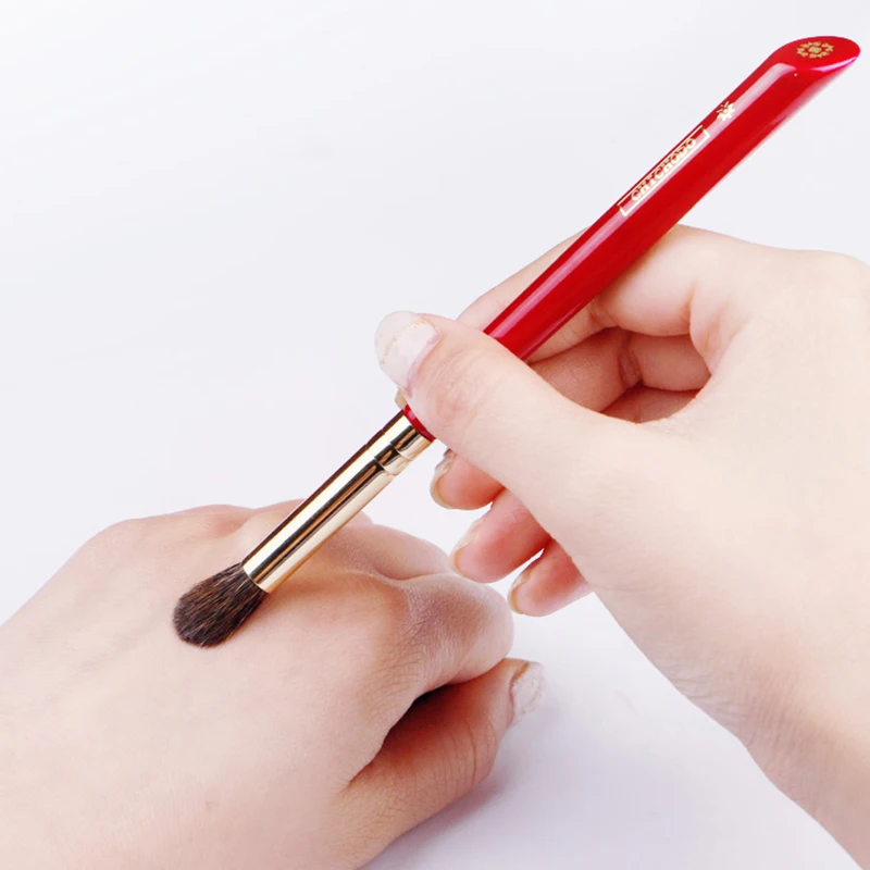 CHICHODO Luxury Makeup Brush Large Blending Brush High Quality Soft Brush Made of Animal Hair- Red Rose Series 006