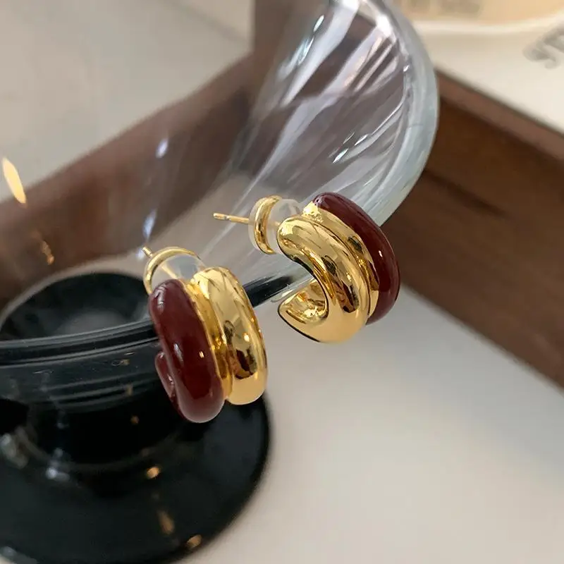 Copper alloy C-shaped Color Blocked Enamel Earrings Simple and Versatile Jewelry Fashion and Elegant Ear Accessories for Womens