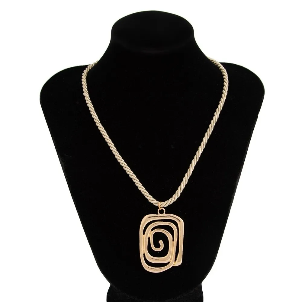 New Irregular Spiral Pendant Square Flower Gothic Punk Nylon Rope Chain Alloy Y2K Hollow Charms Jewelry Women