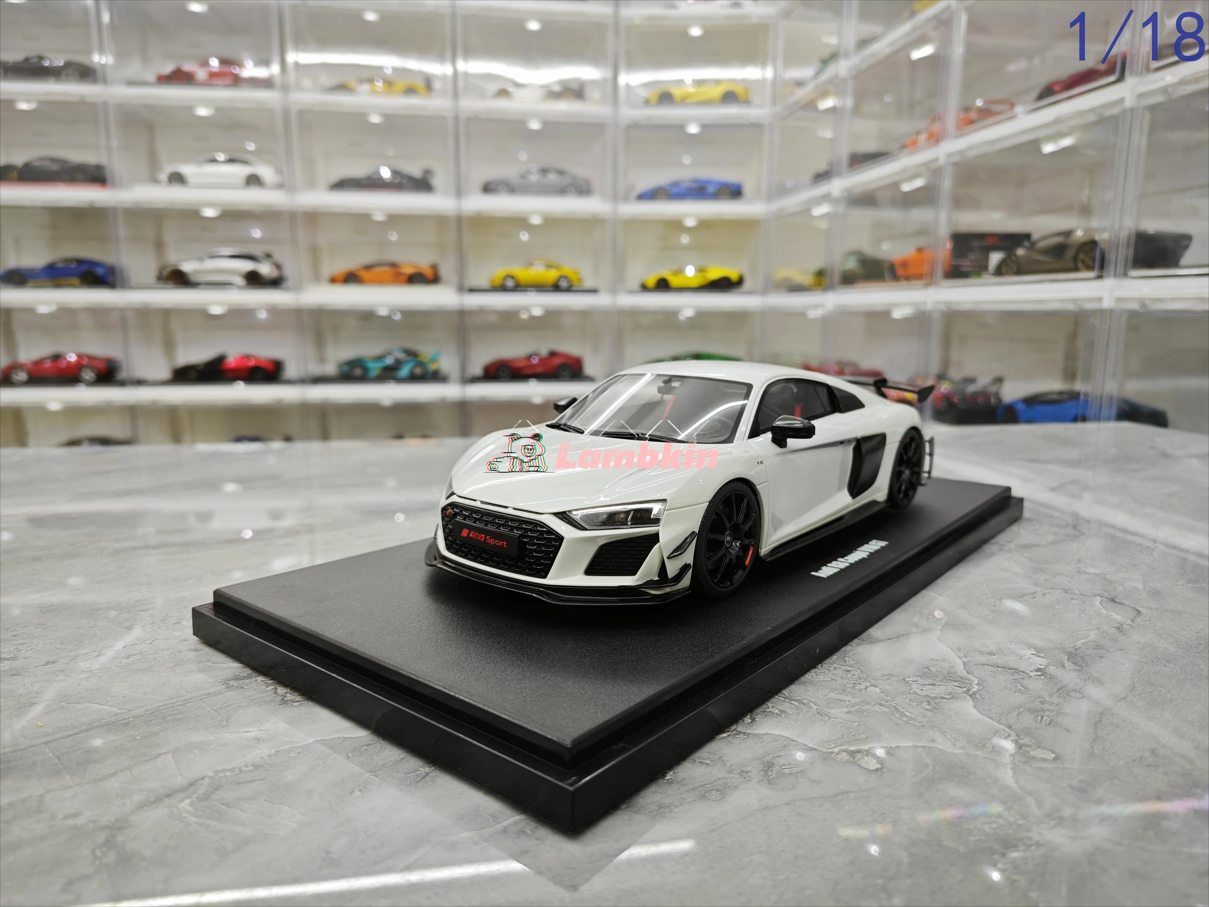 GT Spirit audi R8 V10 GT RWD Limited Edition Simulation Car Decoration 1:18 Home Static Display Gifts Birthday