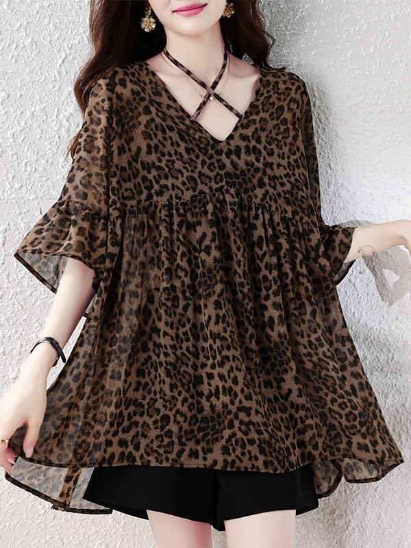 

Lightweight Loose Leopard Print Patchwork plus Size Vintage Versatile Women's Shirt Casual Style Short Sleeve V-Neck Polyeste...