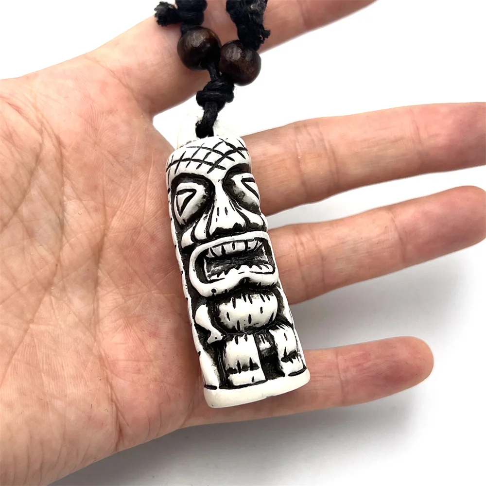 1 قطعة العظام التقليد منحوتة تيكي الطوطم قلادة تميمة مجوهرات للرجال النساء اكسسوارات الحفلات هدية
