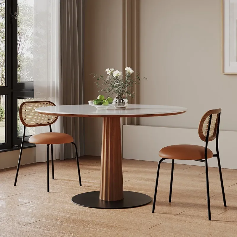 Small Space Round D…