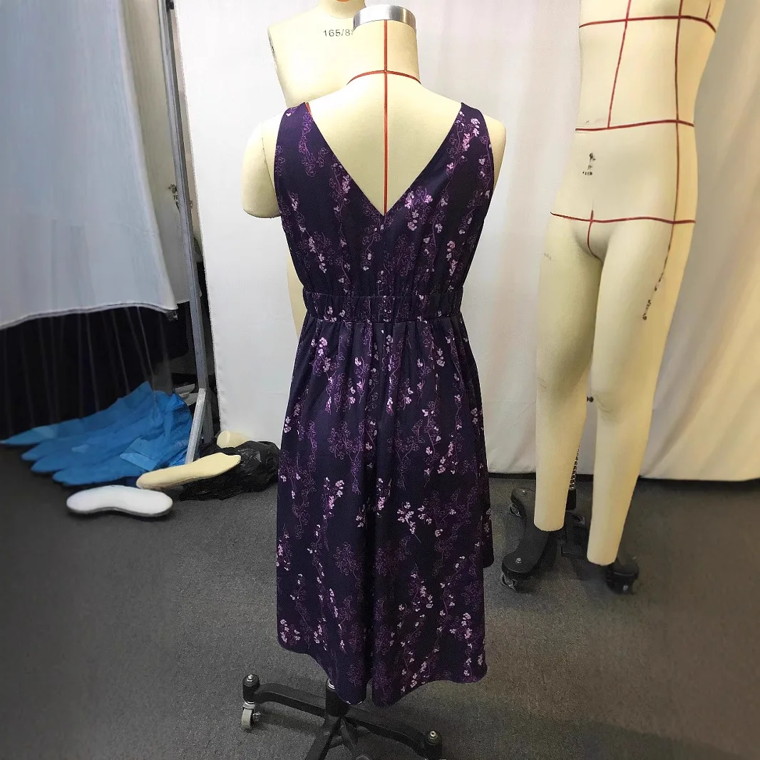 فستان رعاة البقر على الطراز الغربي للسيدات لعام 2025 بحزام على شكل حرف V