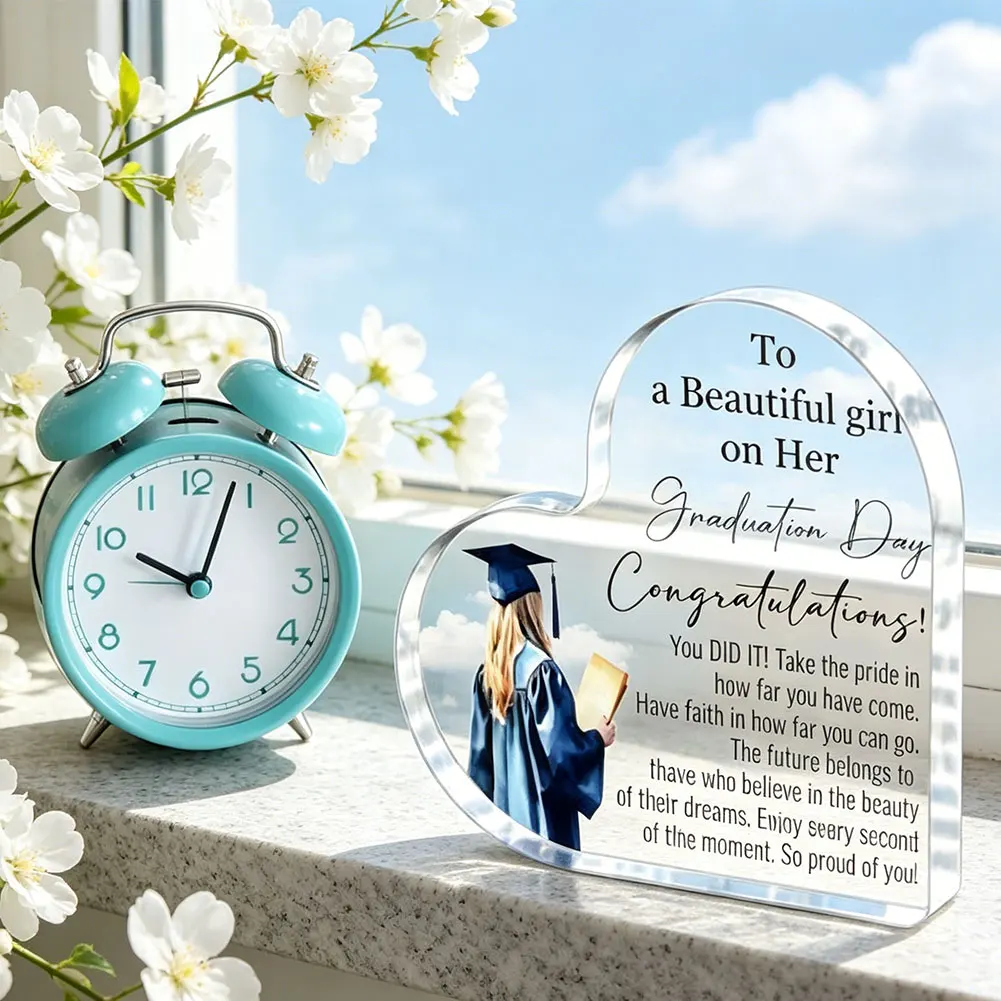 Heart Shaped Acrylic Graduation Plaque, Blonde Graduate Girl Desktop Decor Gift for Her