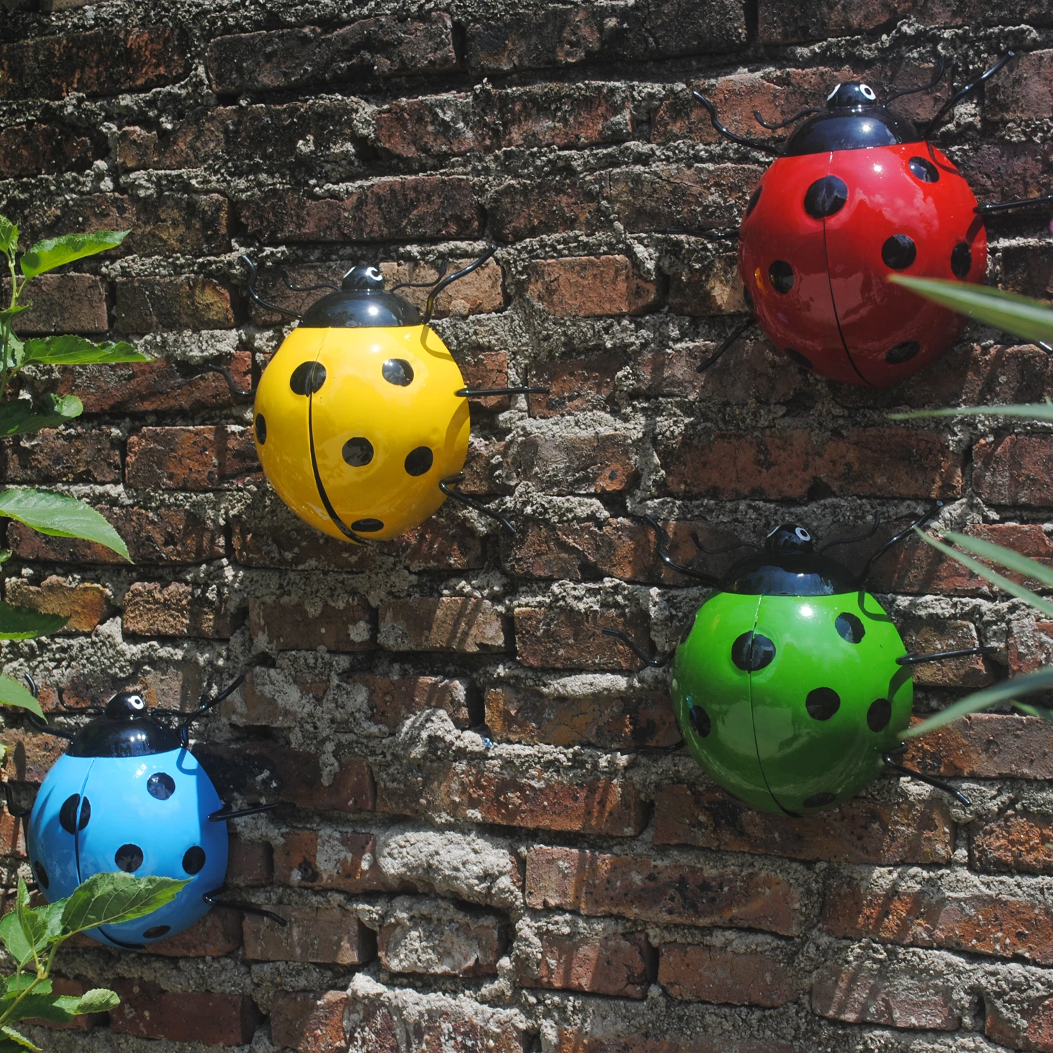 Outdoor patio iron Wall mount decoration rural Pendant modern Simulated Ladybug Home farmhouse