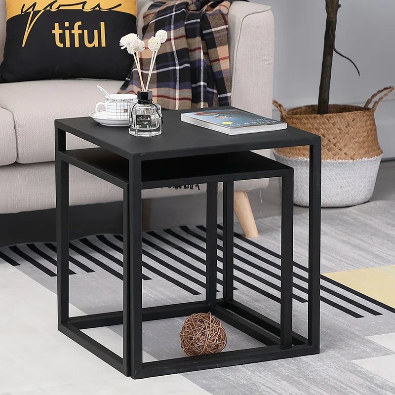 Simple wind wrought iron living room coffee table, small apartment fashion coffee table