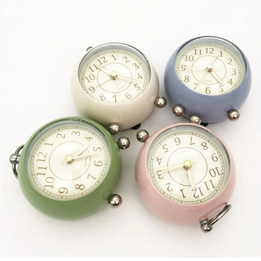 Silent Vintage Alarm Clock Round Small 12 Hour Display Analog Decor For Table Non Ticking Portable Retro Bedroom