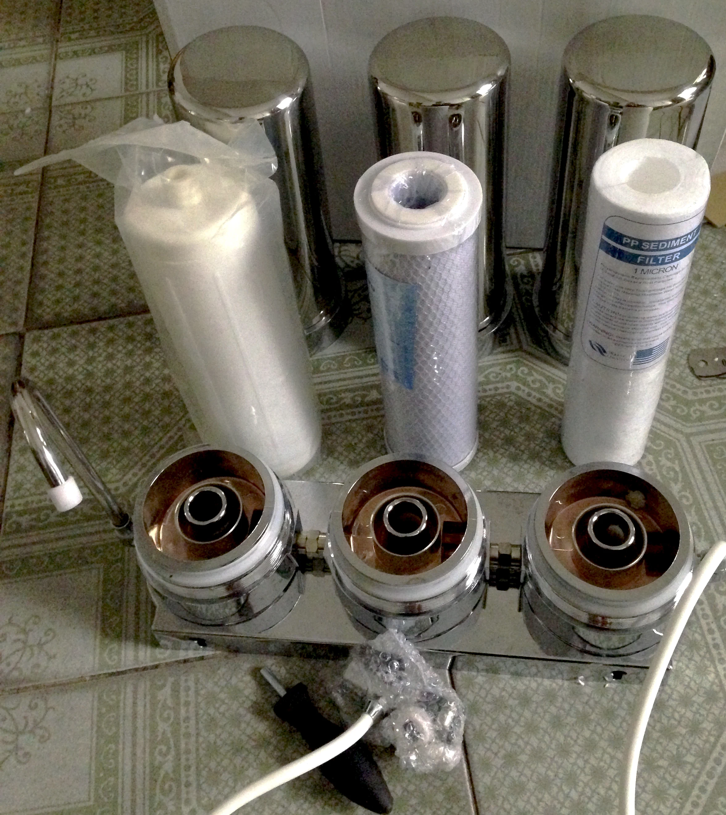 เคาน์เตอร์ 3 ขั้นตอน 304 เครื่องกรองน้ําสแตนเลส/เครื่องกรองน้ําห้องครัว/น้ําดื่มพร้อมขั้วต่อก๊อกน้ํามหาวิทยาลัย