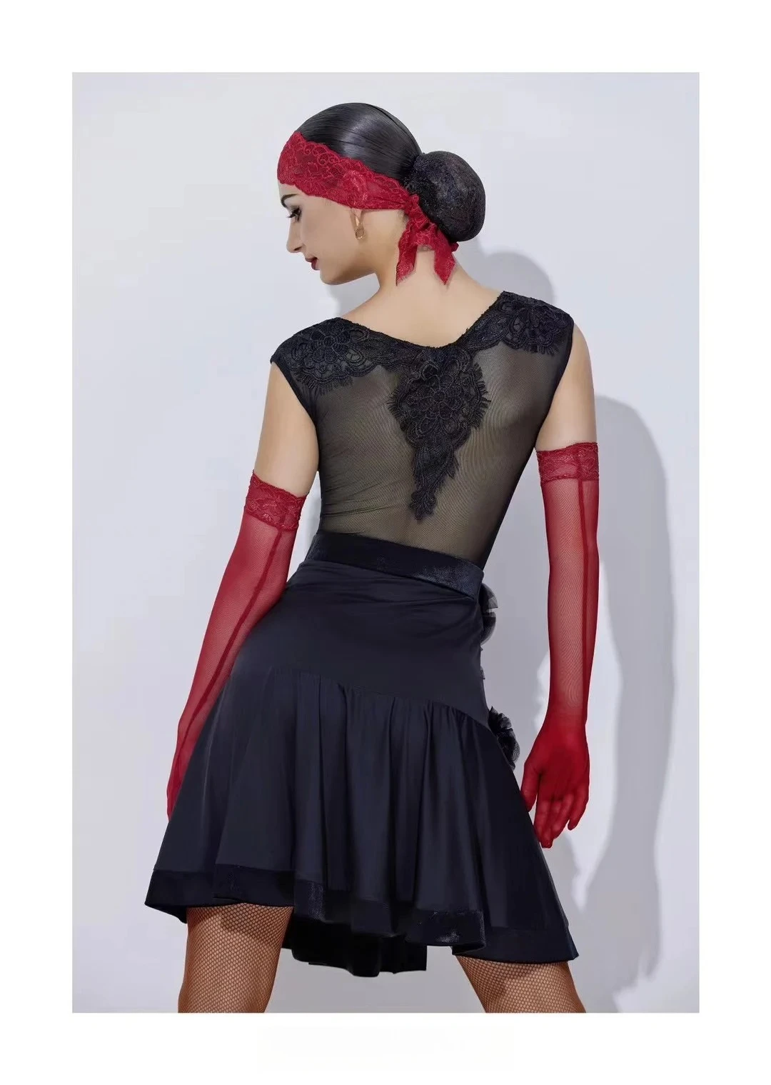 UK Latin danskostuum dames professionele Latin tweedelige set met mesh panelen en hoge splitrok Ballroomdanskostuums