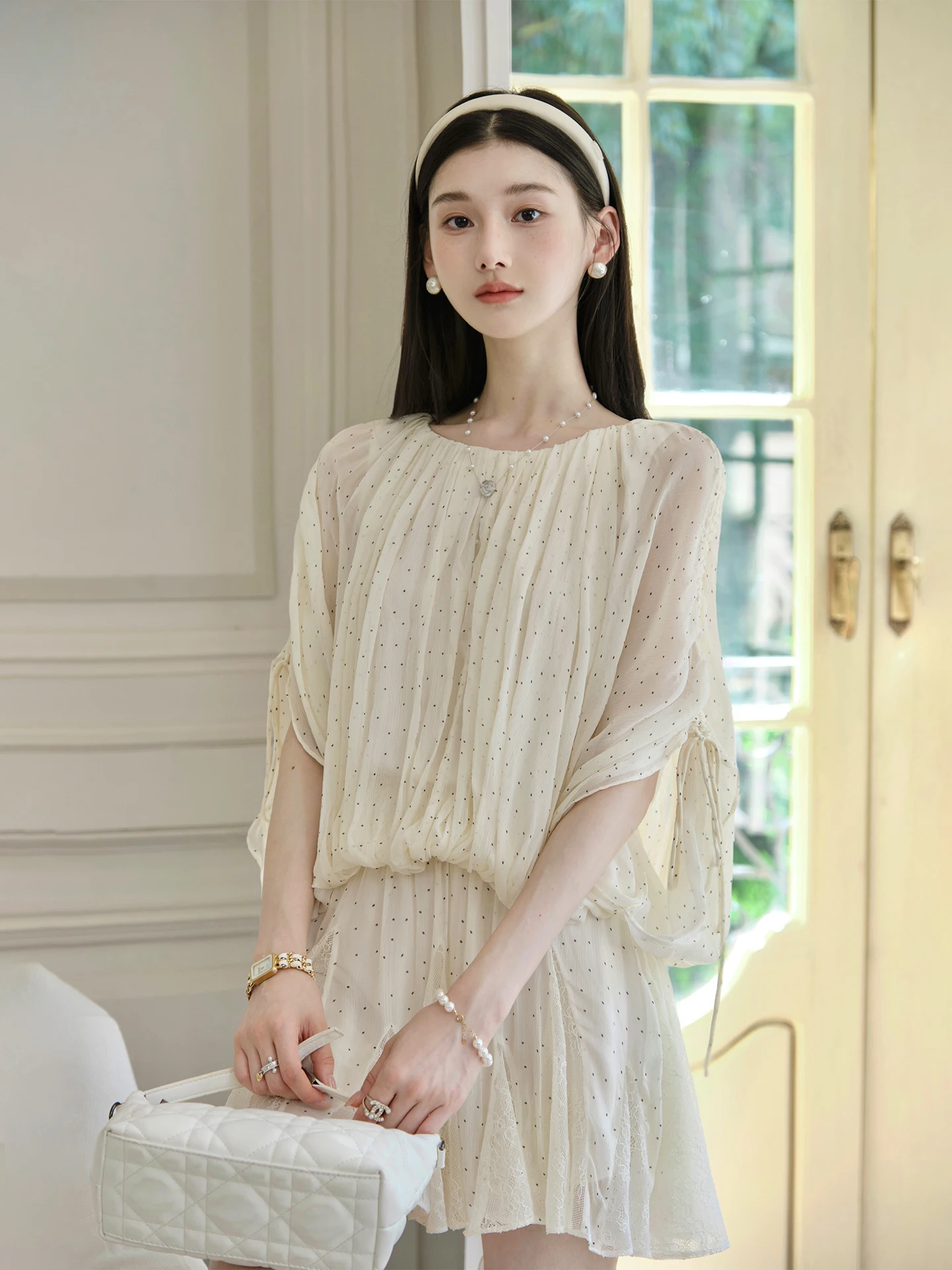 

Женский топ ChillCozy из шелка с длинным рукавом и круглым вырезом, простой, элегантный, для повседневной носки, летний, тонкий, дарящий ощущение прохлады