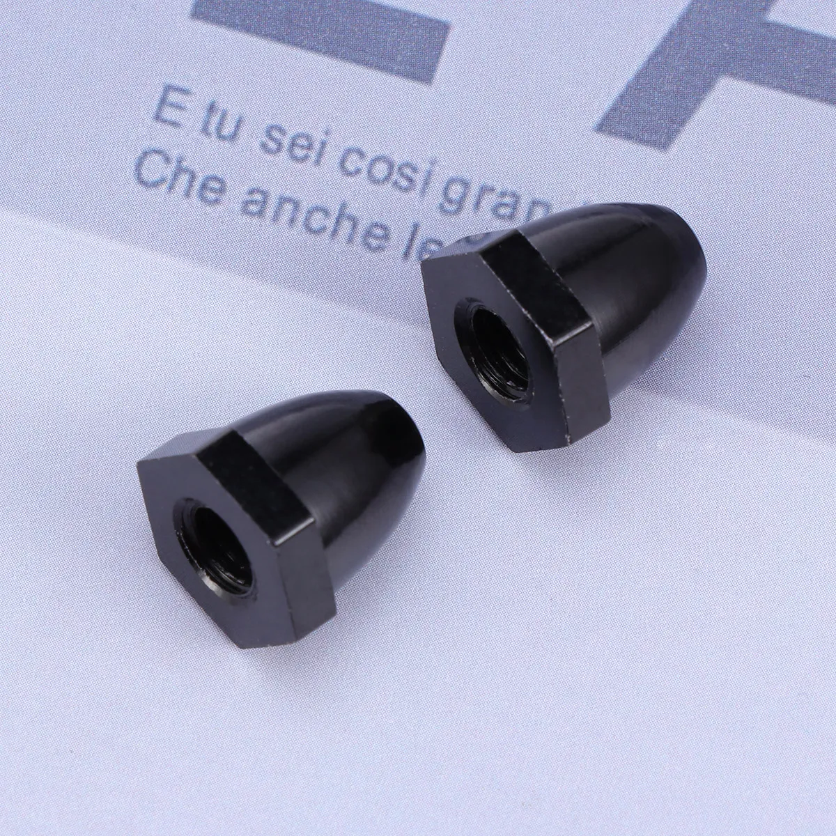 4Pcs Propeller Prop Nut Caps Alloy Durable Red Black for Phantom 2 2212 920kv Brushless Motor Cw Prop Nut for