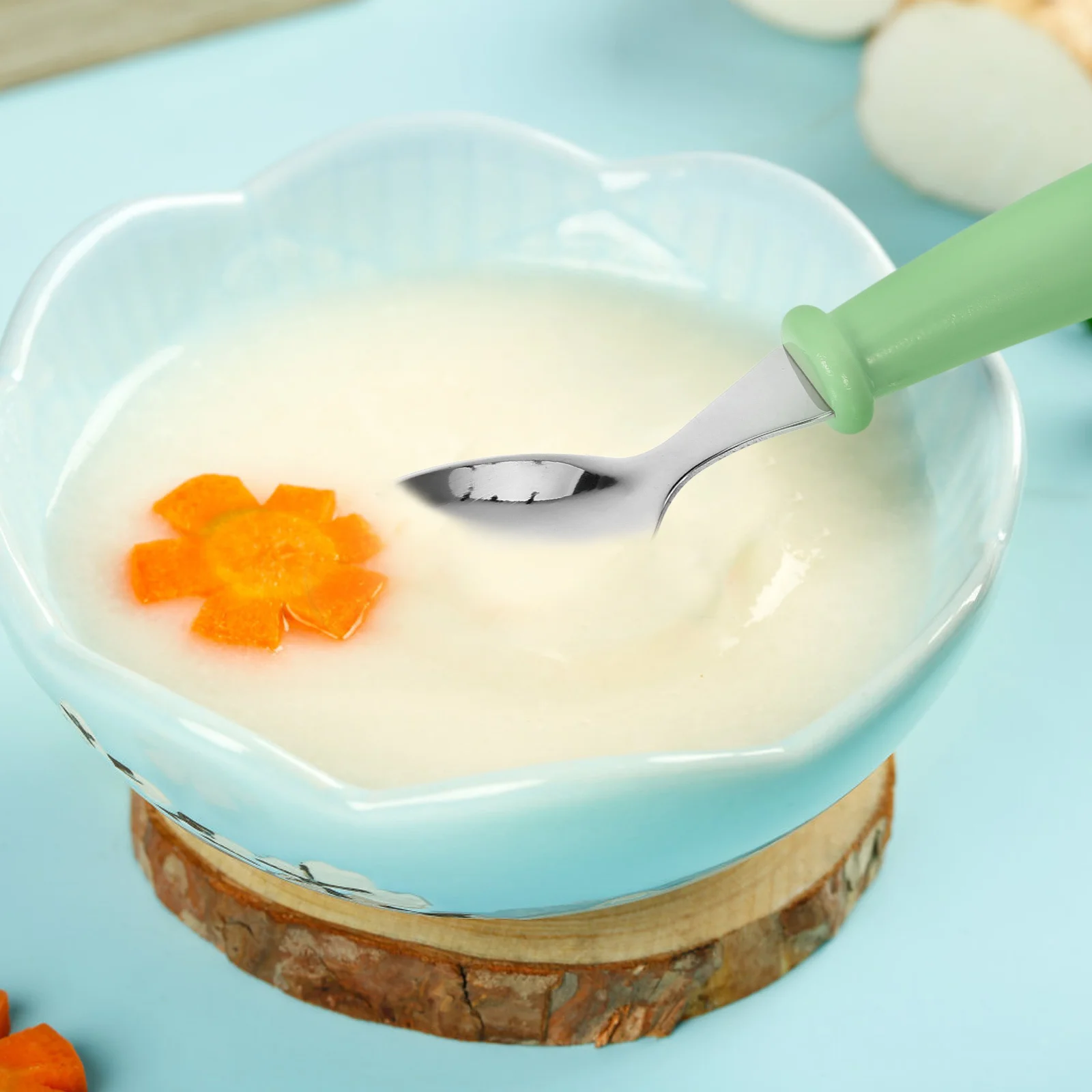 4 szt. Zestaw sztućców dla dzieci ze stali nierdzewnej, trwałe, lekkie sztućce treningowe, można myć w zmywarce, gładki uchwyt