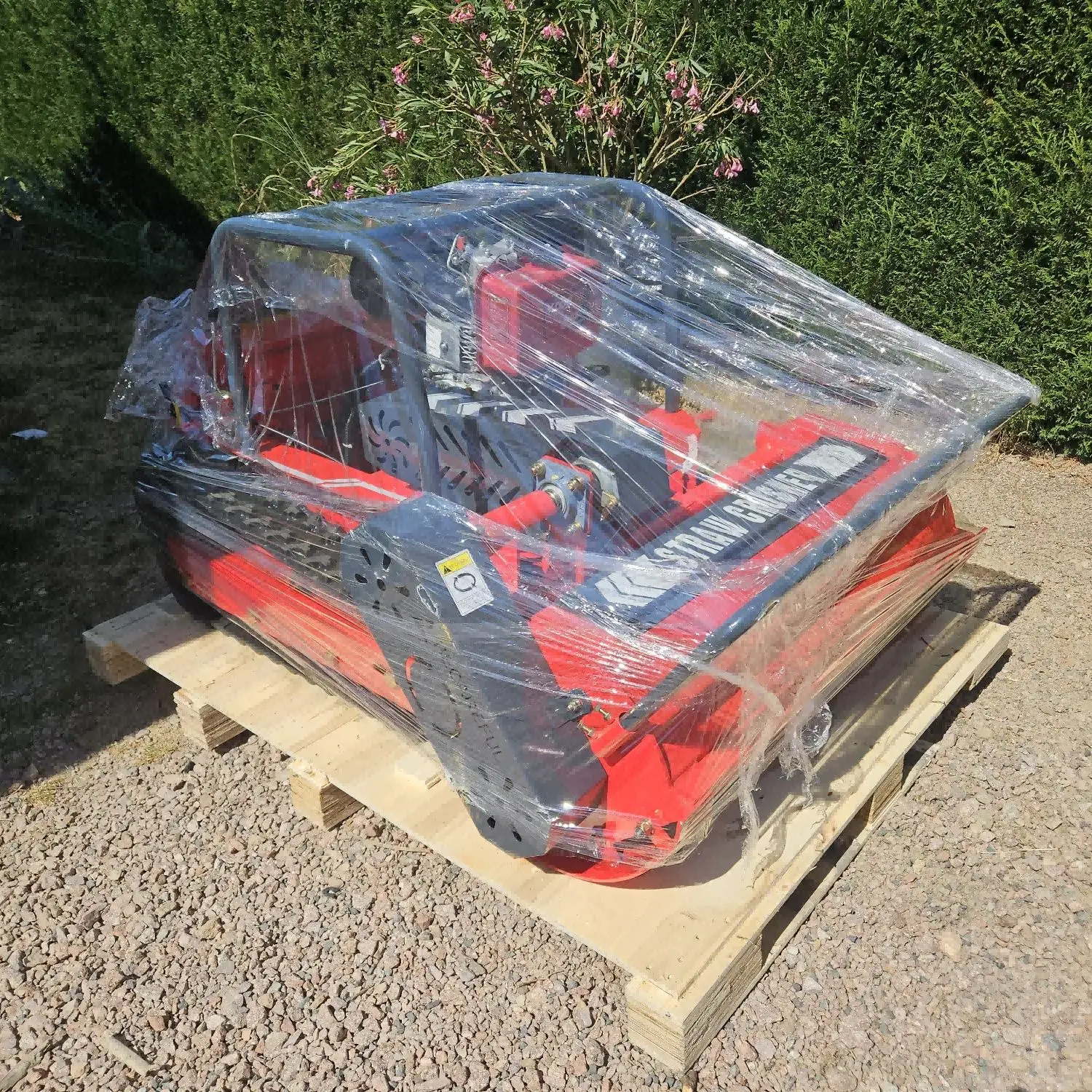 Flail Y-blade آلة تقطيع العشب ذاتية الدفع جزازة العشب رباعية الأشواط روبوت التحكم عن بعد جزازة العشب جميع التضاريس للتخصيص