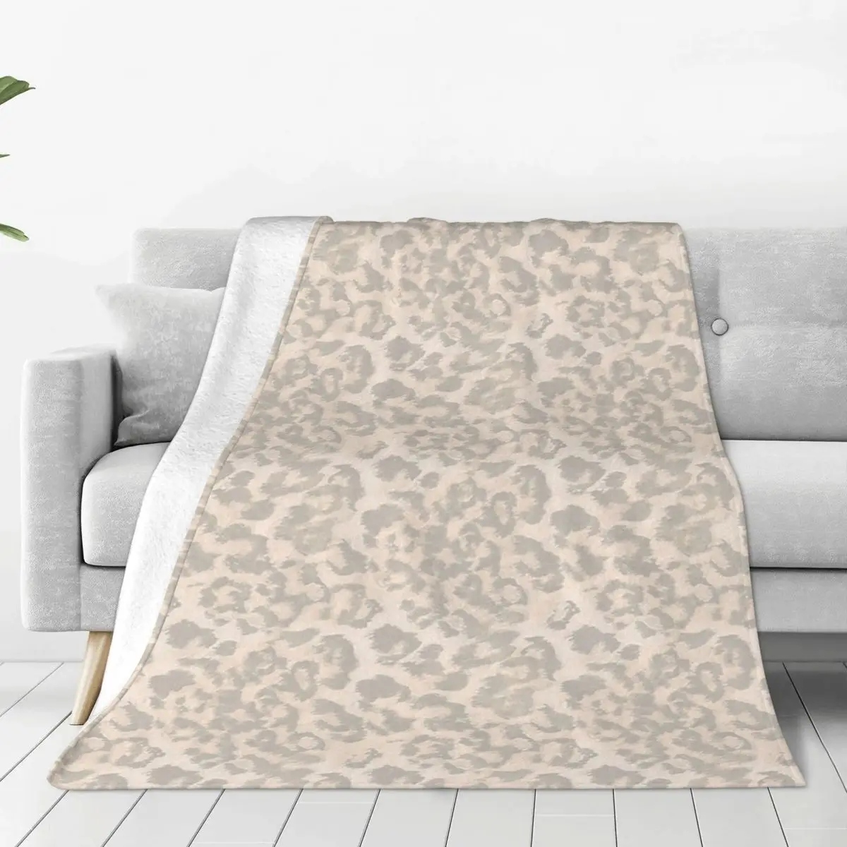 Light Brown Leopard Pattern Blanket Soft Warm Flannel Throw Blanket Bedspread for Bed Living room Picnic Travel Home Sofa