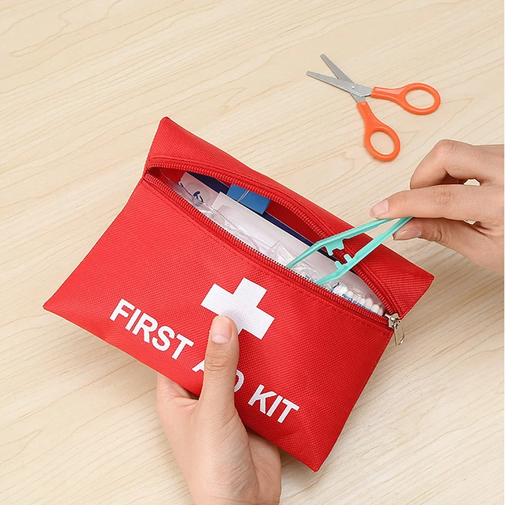 Familie EHBO-kit Medicijndozen Medicijnkastje Draagbare stoffen opbergtas Survival Kit Lege tas Medische accessoires