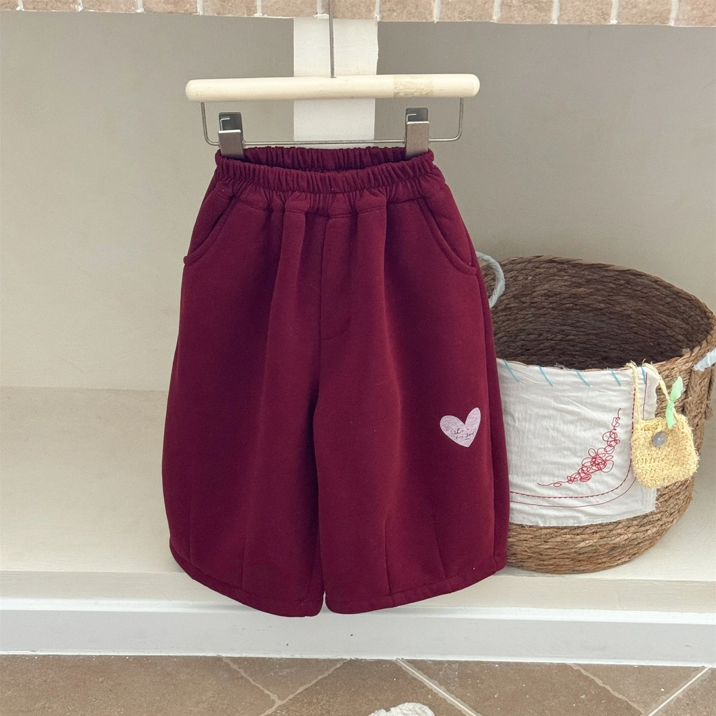Girls Pants 2026 Autumn and Winter New Children's Clothing Korean Style Girl Baby Foreign Love Embroidery and Velvet Pants