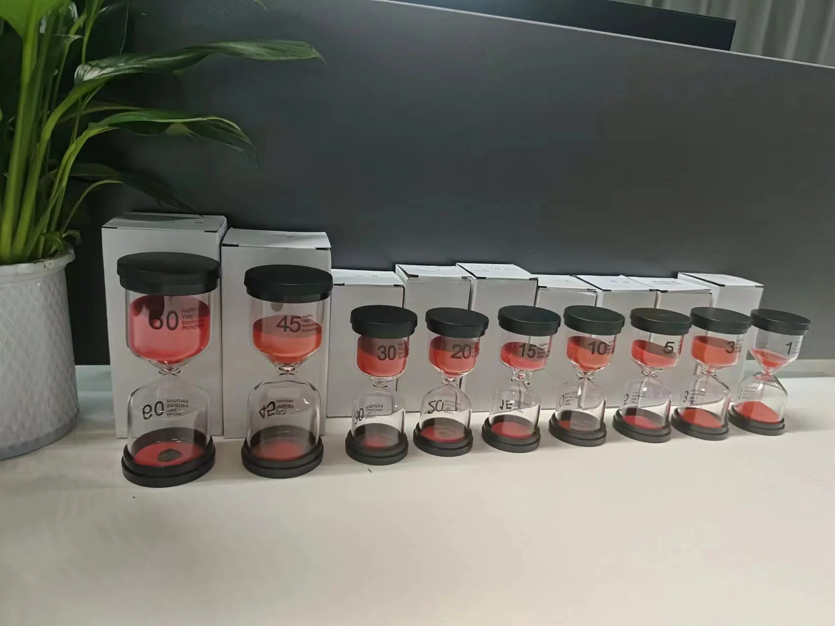 Thumbnail 4 - #33 Highest Rated Hourglasses to Buy in 2026