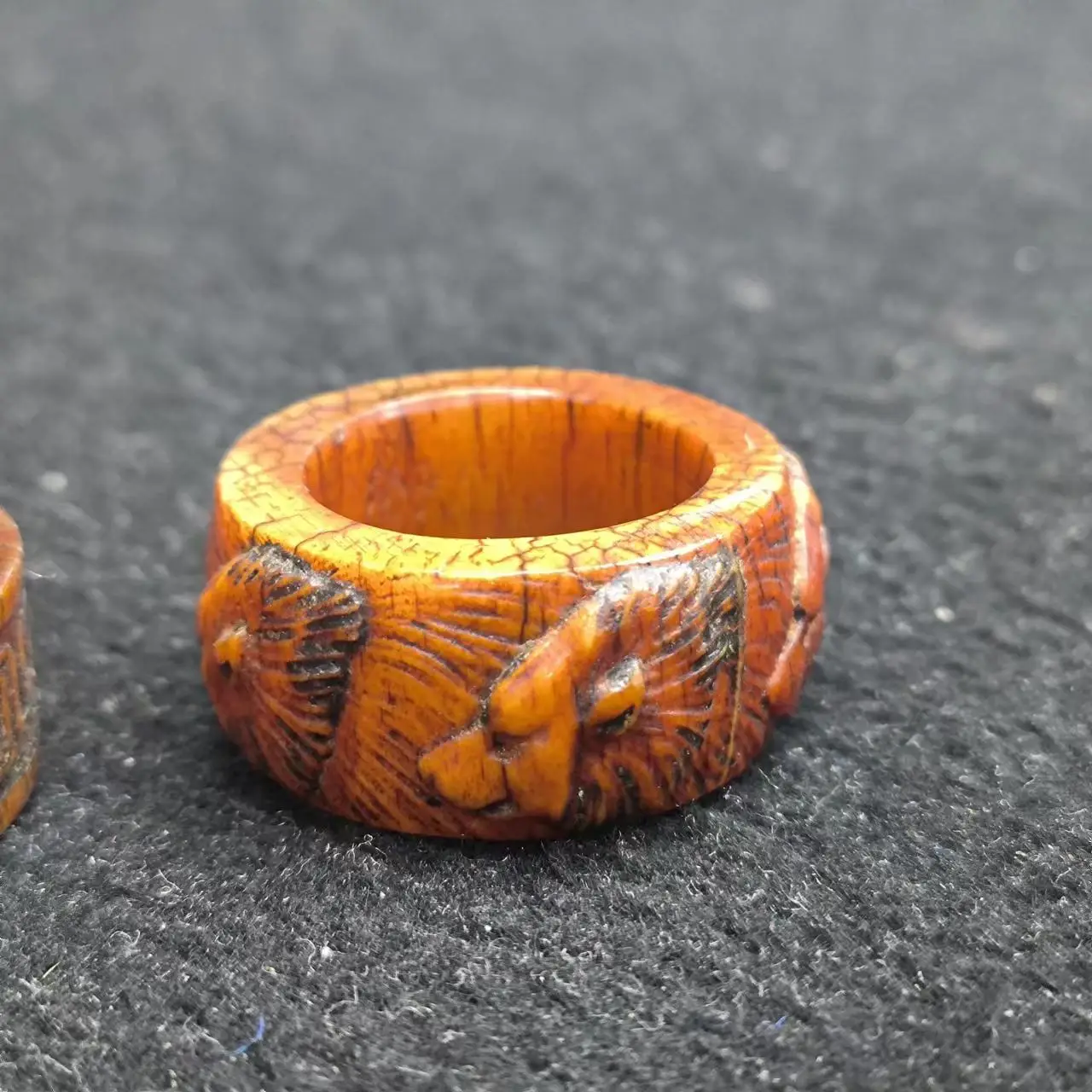 10pcs/lot natural camel bone ring wholesale Tibetan style hand carved natural weathered pattern folk-custom precious accessories