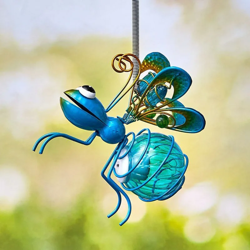 Solar Bug Fairy Lights Metal Hanging Flying Insects Lamp Garden Bug Light Iron Insect Statue Ornament for Backyard Balcony Porch